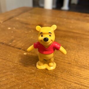 Disney Winnie the Pooh "Winnie the Pooh with Arms Out" PVC Figure Toy 3" as is